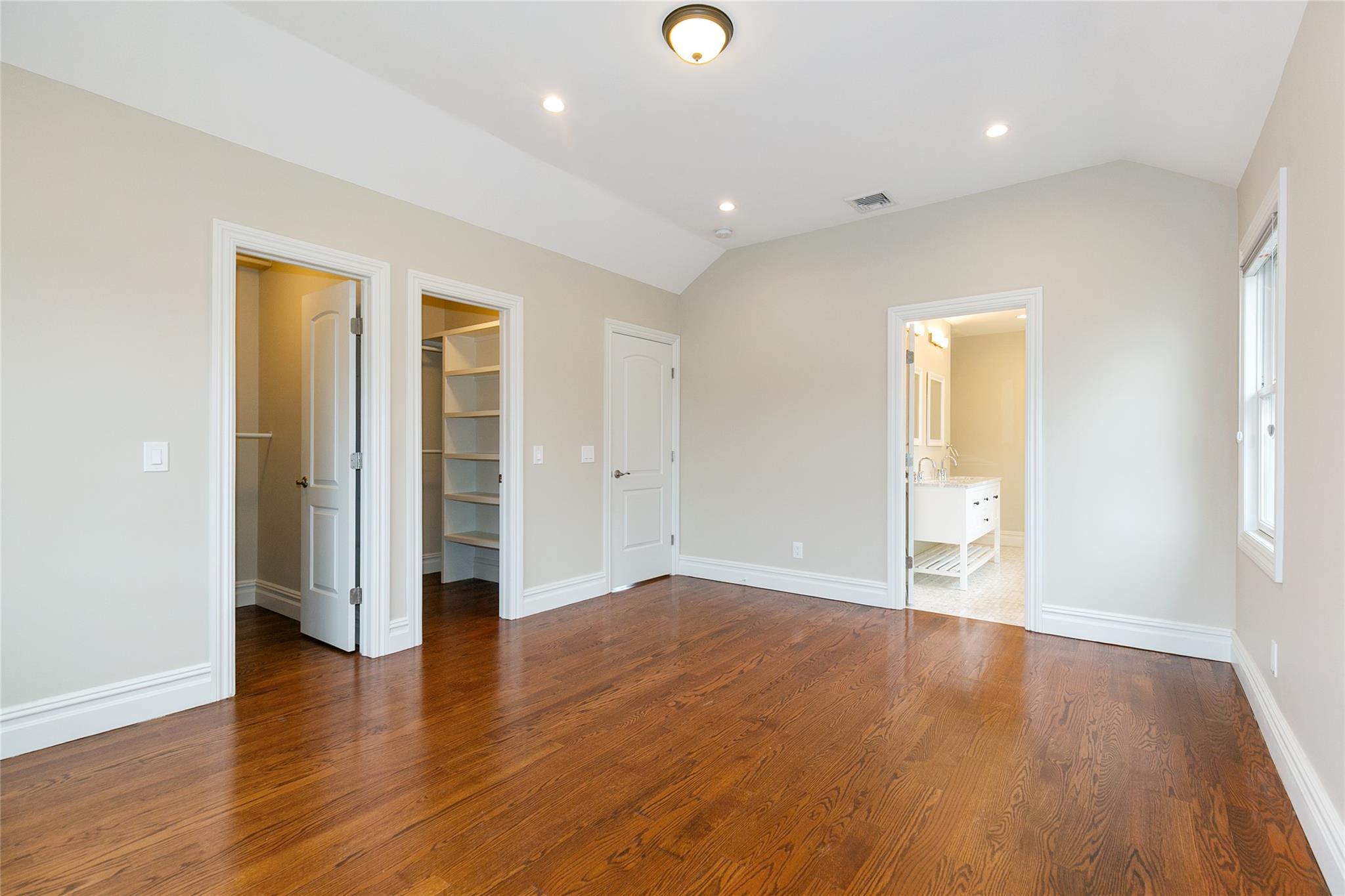62 Harvard Street, Roslyn Heights, New York image 19