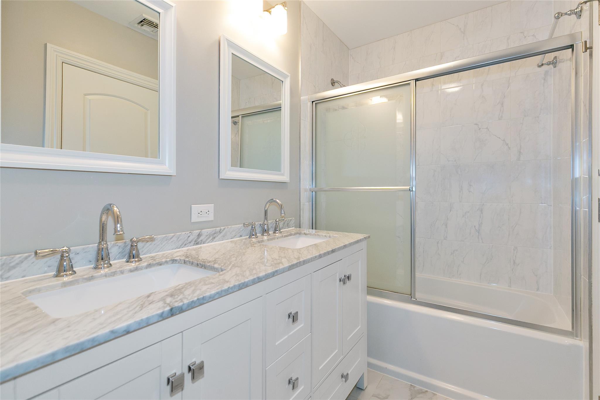 62 Harvard Street, Roslyn Heights, New York image 25