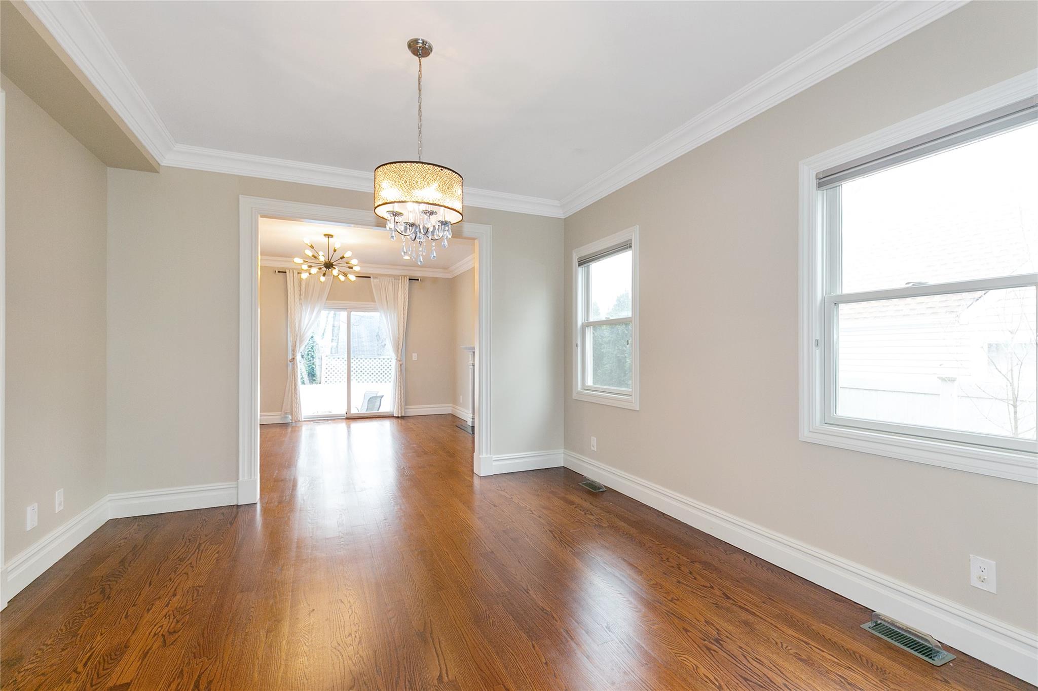 62 Harvard Street, Roslyn Heights, New York image 10
