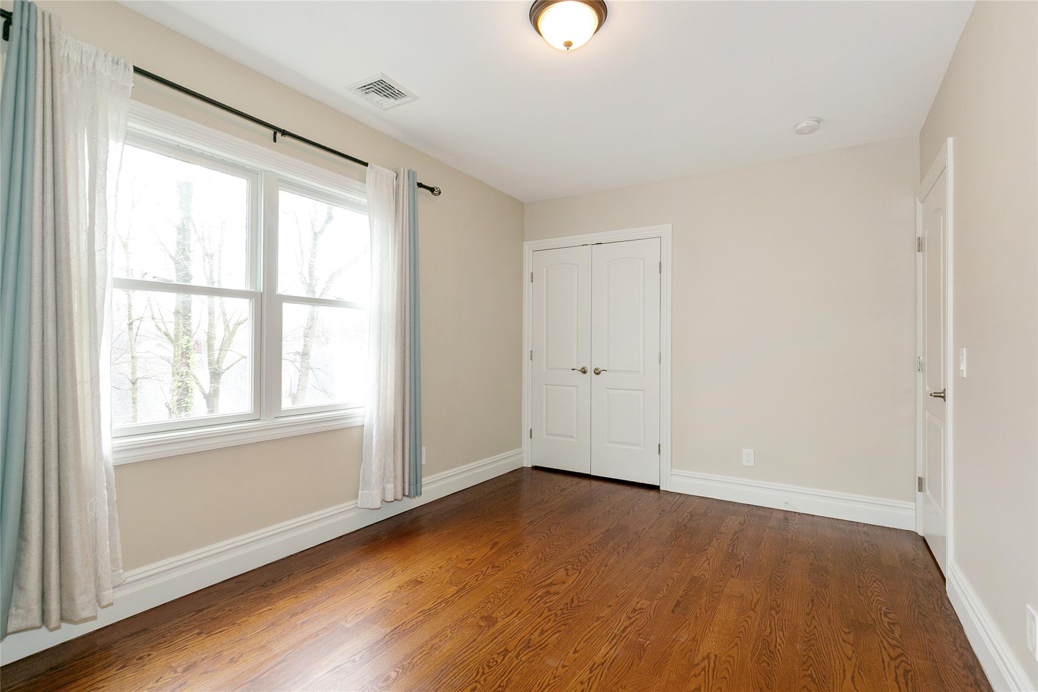 62 Harvard Street, Roslyn Heights, New York image 23
