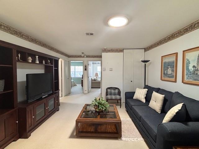 122 Exmore Court #D, Ridge, New York image 8
