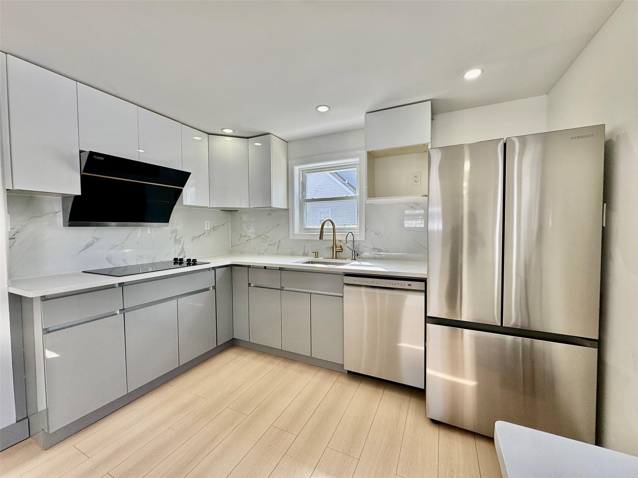 579 Carriere Street, Bethpage, New York image 14