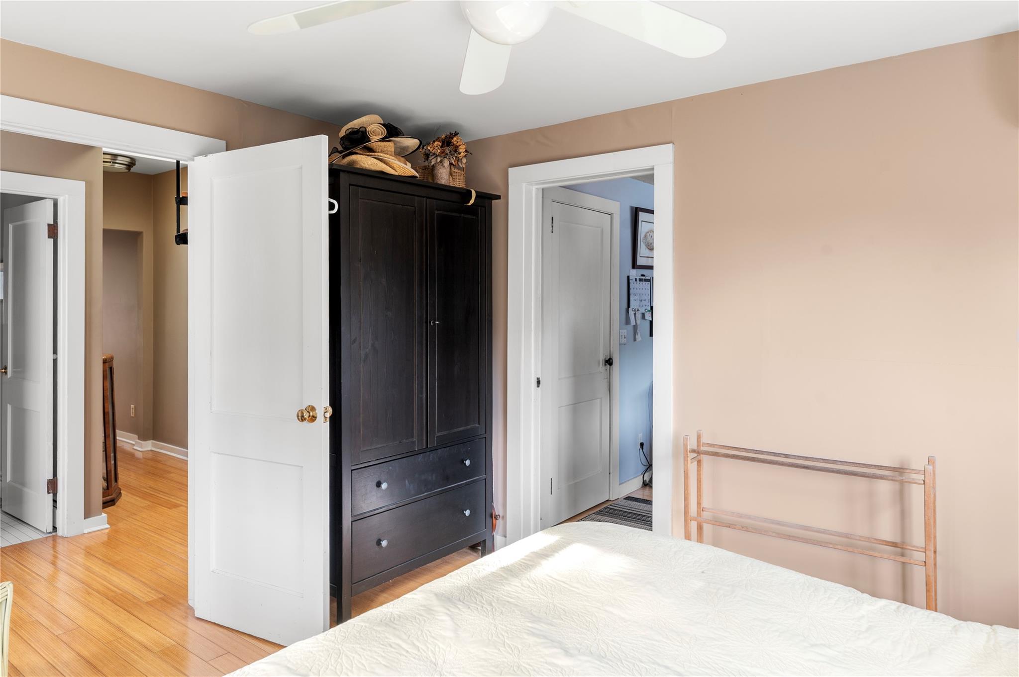 35 Ravens Walk, Lonelyville, New York image 27