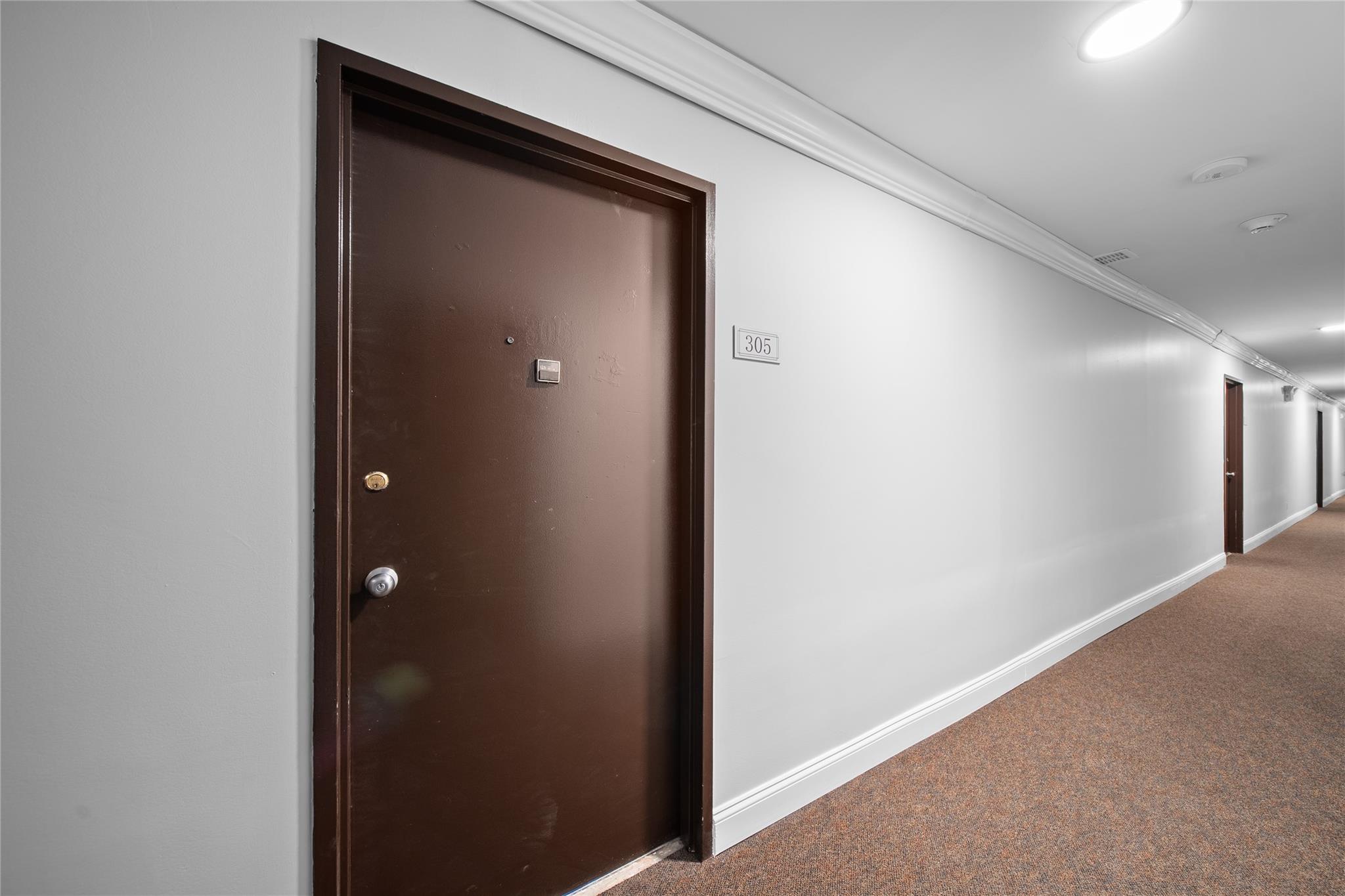 280 Lowndes Avenue 305G