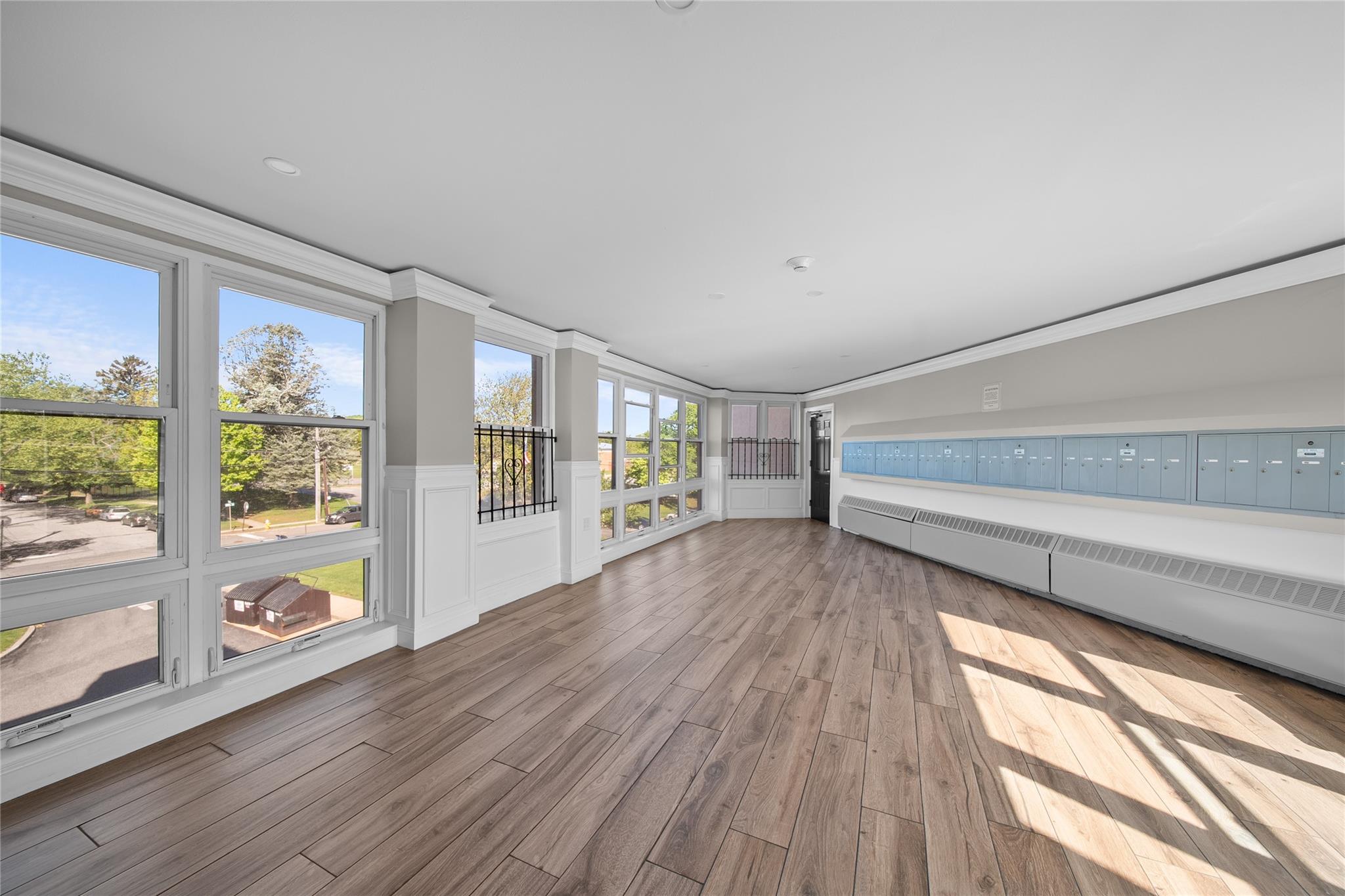 280 Lowndes Avenue 305G