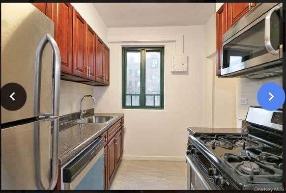 Photo of 1515 Metropolitan Avenue #6B, Bronx, NY 10462 (MLS # 1039056)