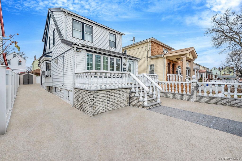 Photo of 10934 124th Street, South Ozone Park, NY 11420 (MLS # 951324)