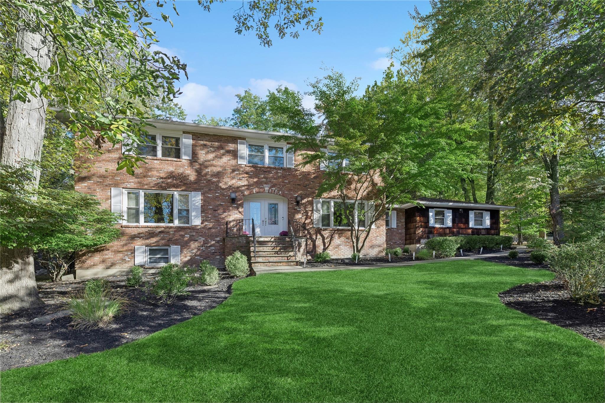 20 Rolling Ridge Road, New City, New York image 1