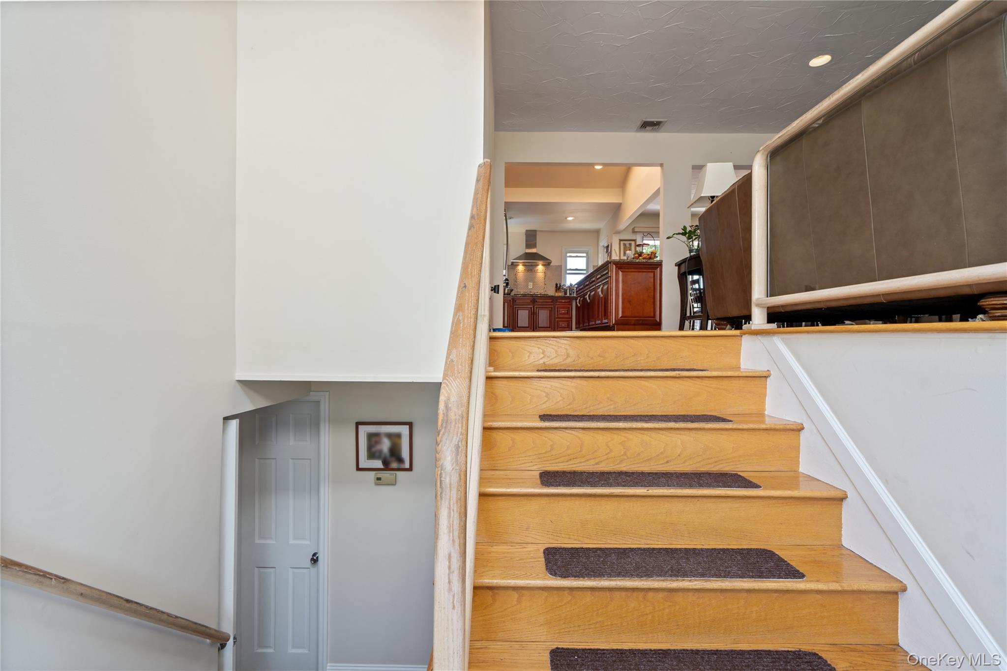 2998 Joyce Lane