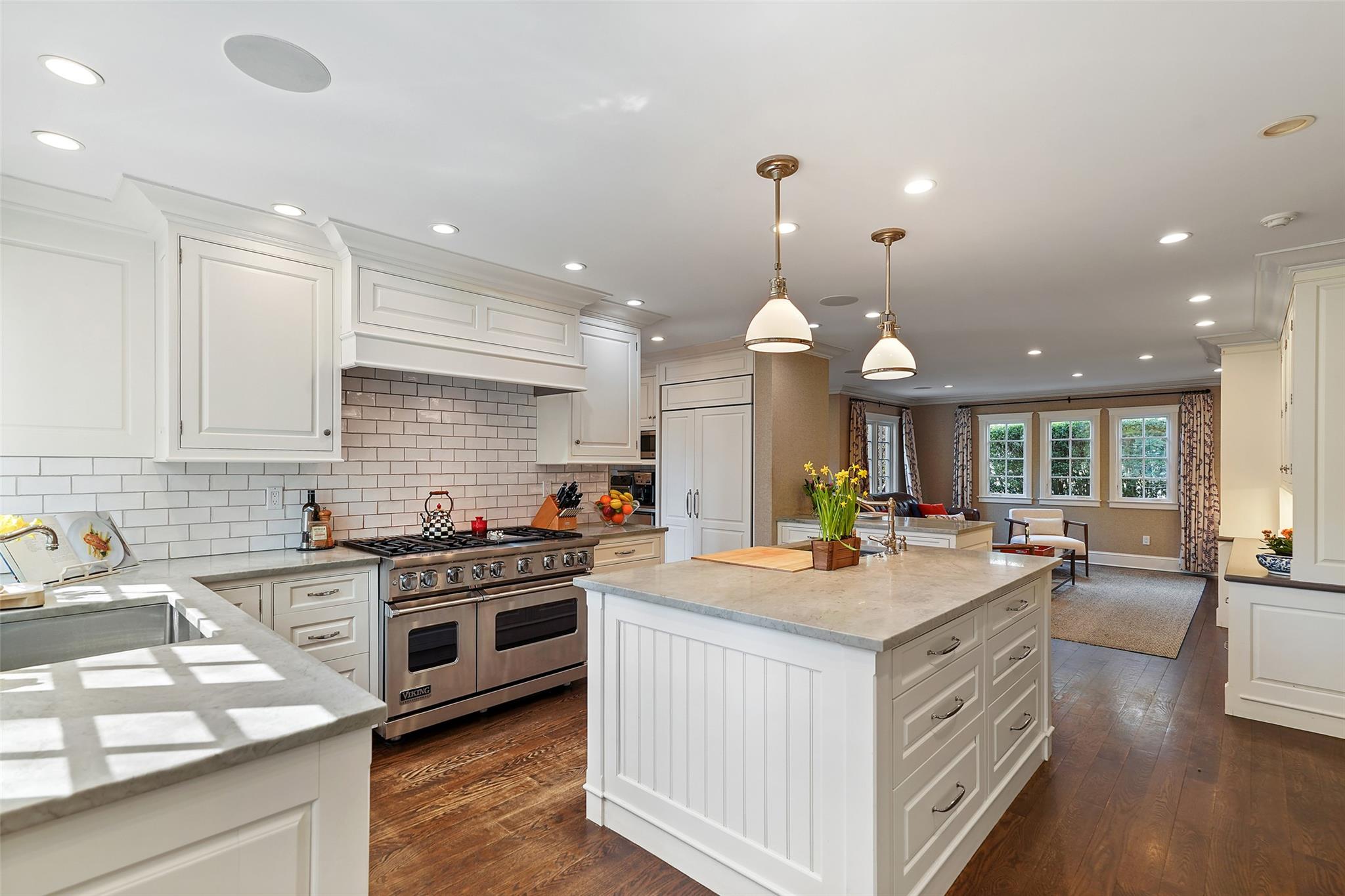 49 Moore Road, Bronxville, New York image 8