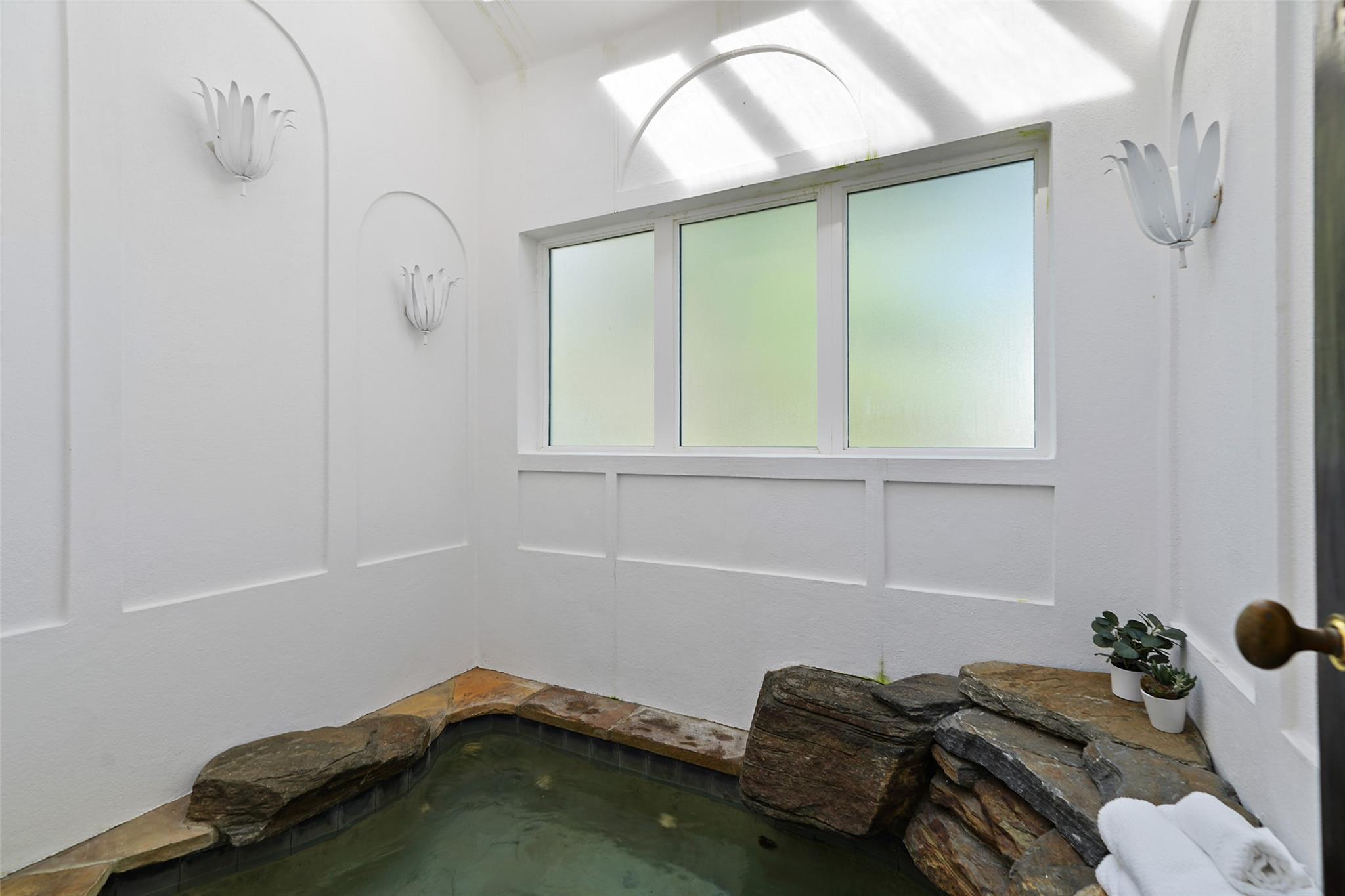 49 Moore Road, Bronxville, New York image 32