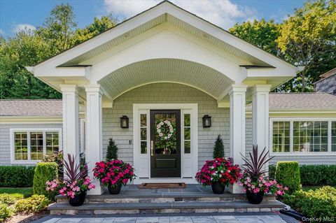 5 Fleetwood Drive Huntington Bay NY 11743
