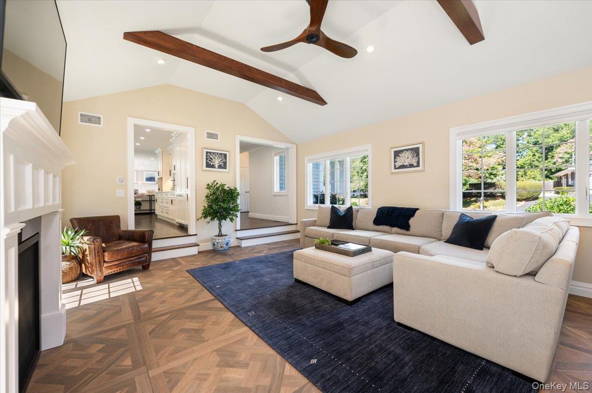 5 Fleetwood Drive