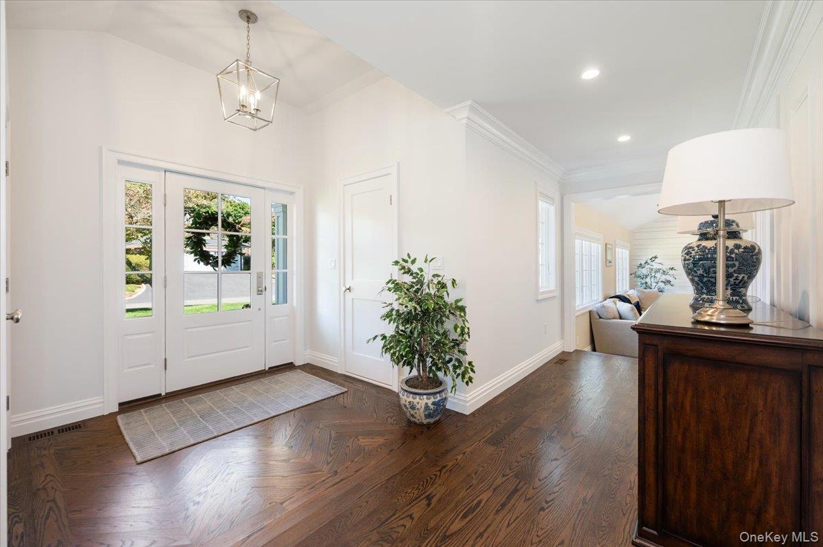 5 Fleetwood Drive