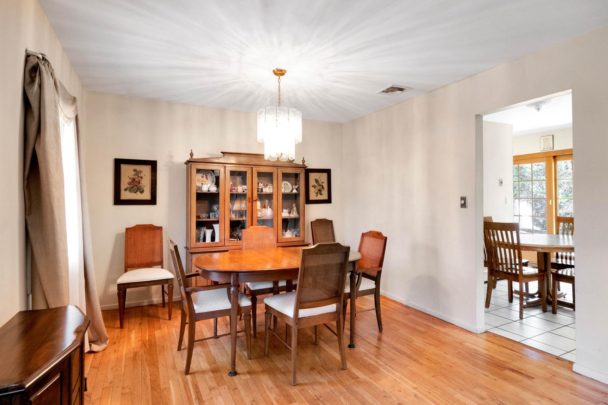 37 Balaton Avenue, Ronkonkoma, New York image 9