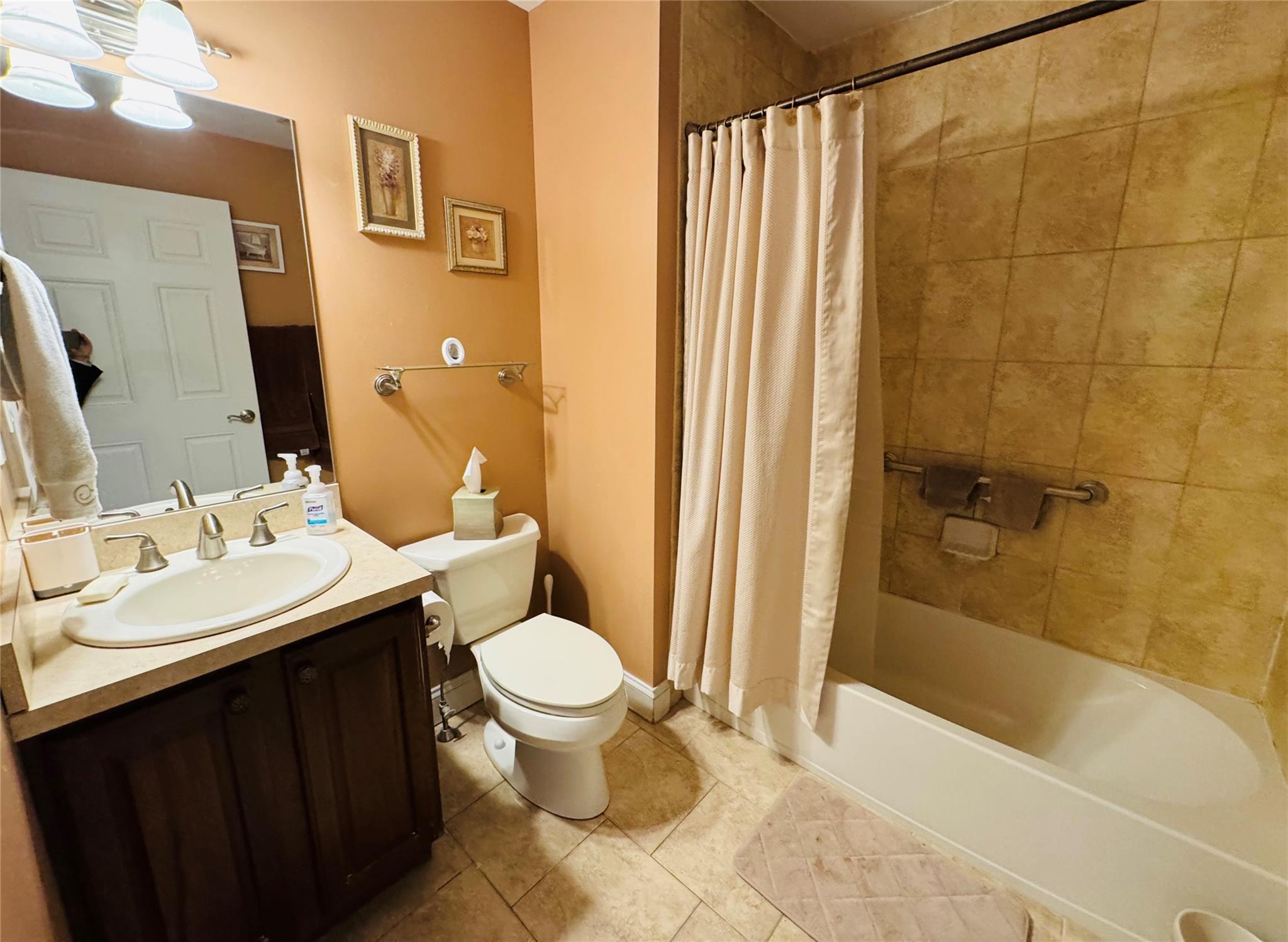 211 Pond Circle, Mount Sinai, New York image 15