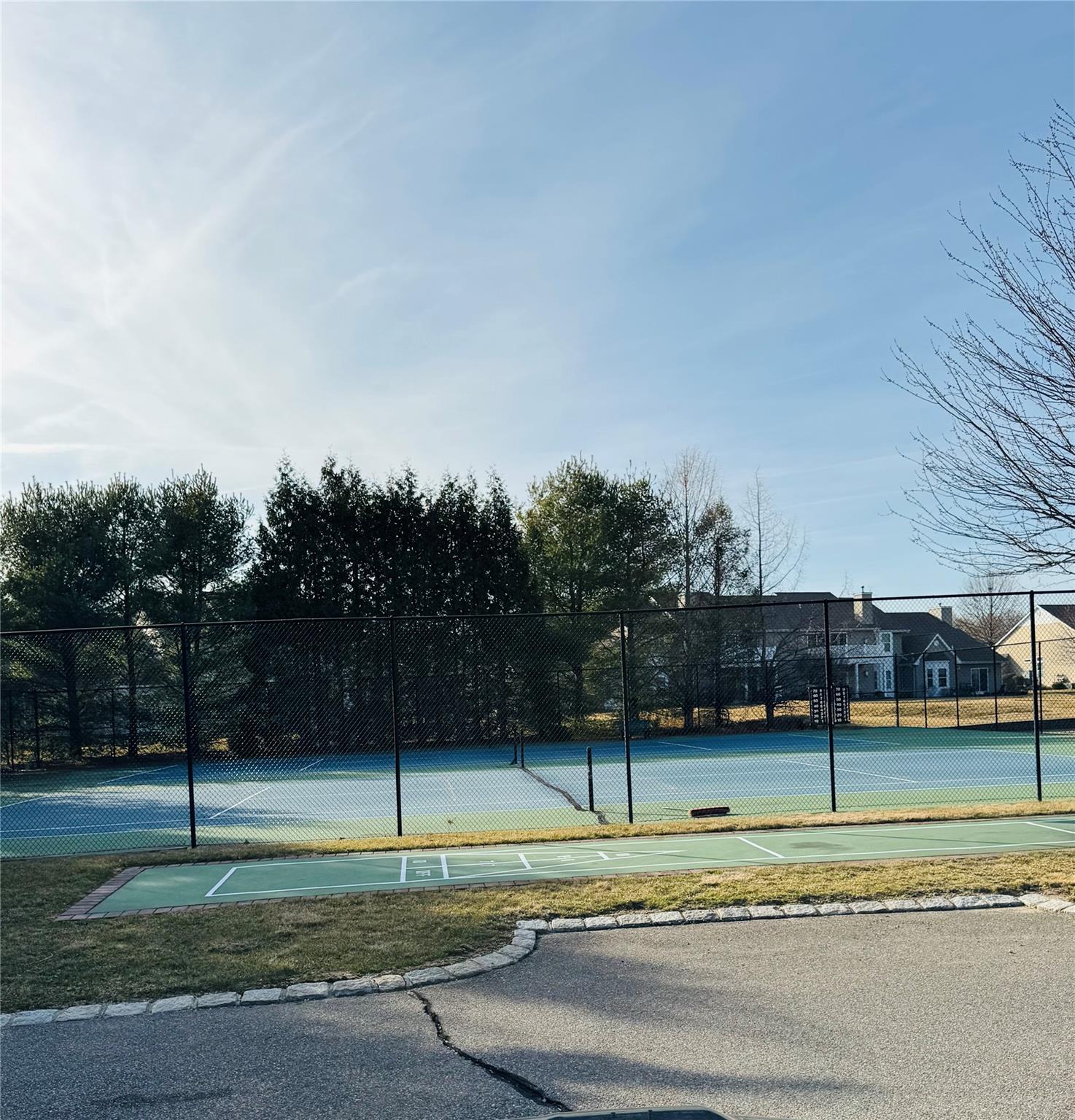 211 Pond Circle, Mount Sinai, New York image 22