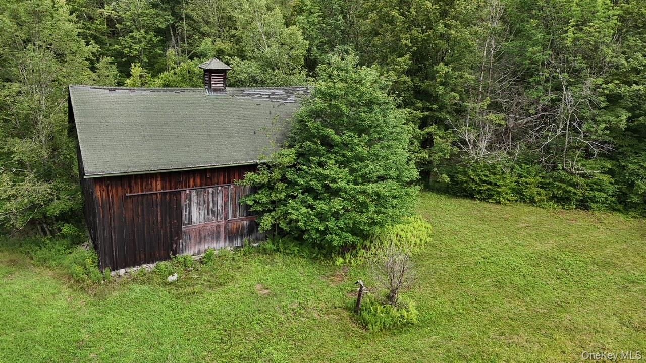 426 Basket Road
