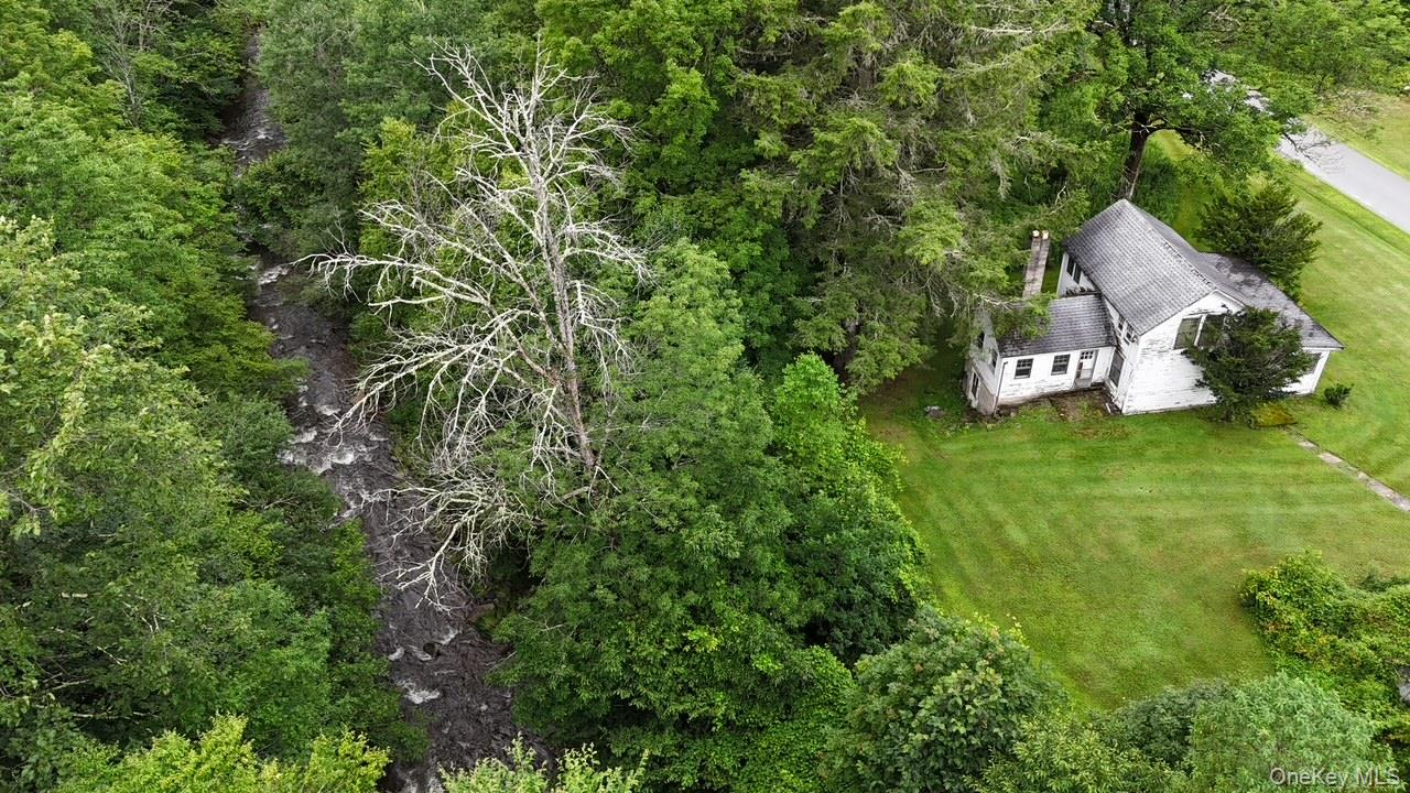 426 Basket Road
