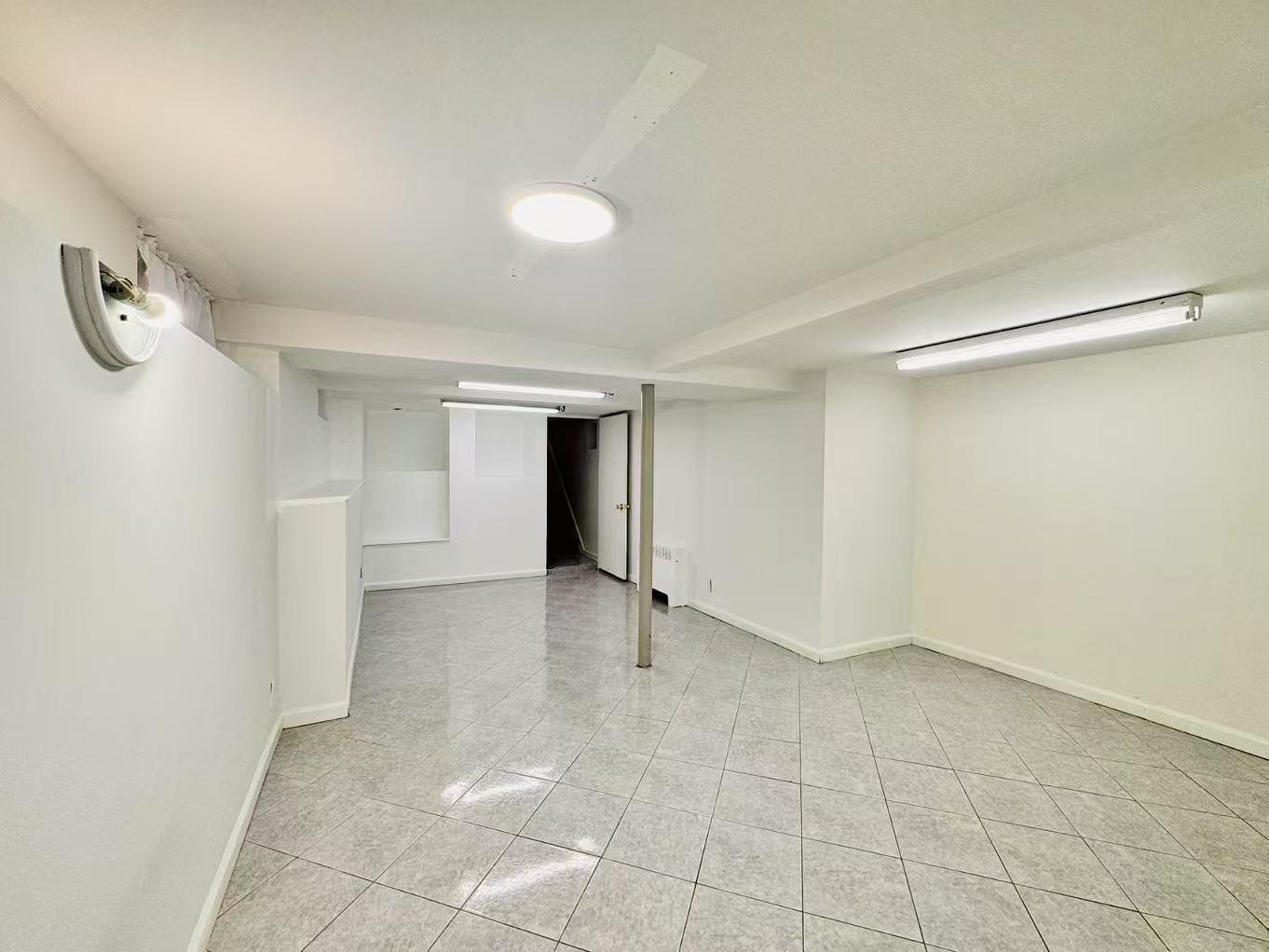 150-12 11th Avenue, Whitestone, New York image 33