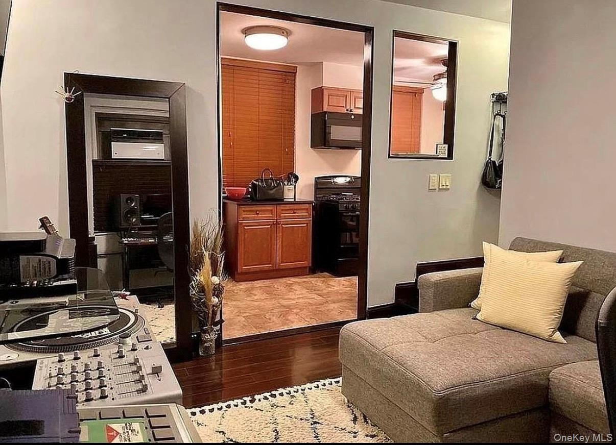 21-06 35th Street 1B
