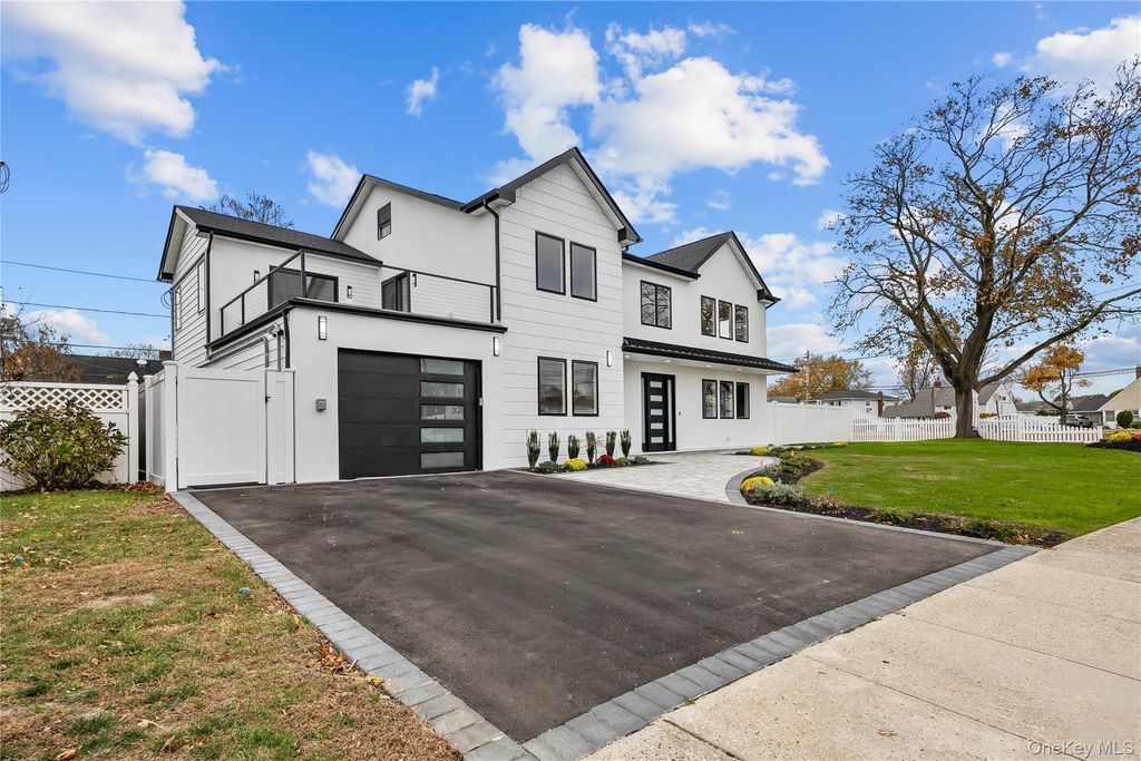 Photo of 2 Orchid Road, Levittown, NY 11756 (MLS # 948753)