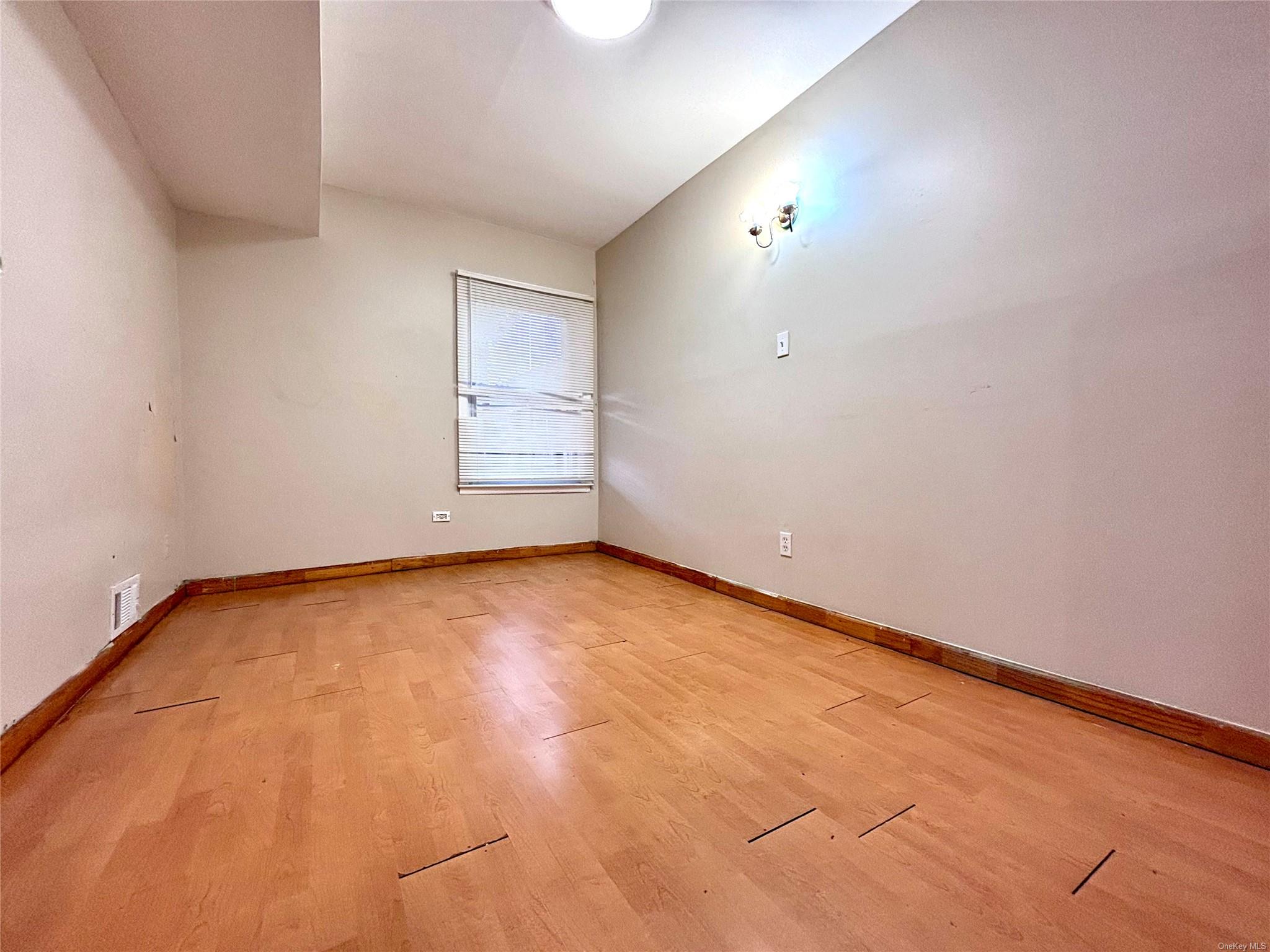 102-15 221 Street, Queens Village, New York image 11