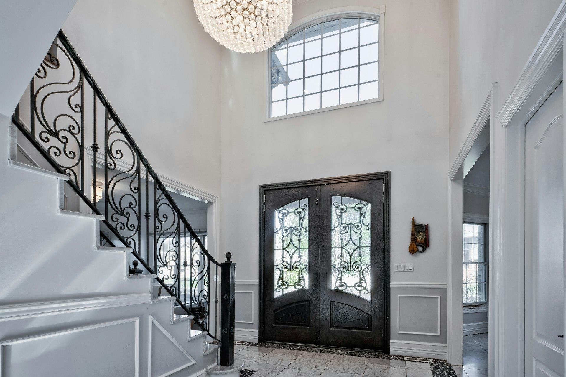 31 Burke Avenue, Jericho, New York image 6