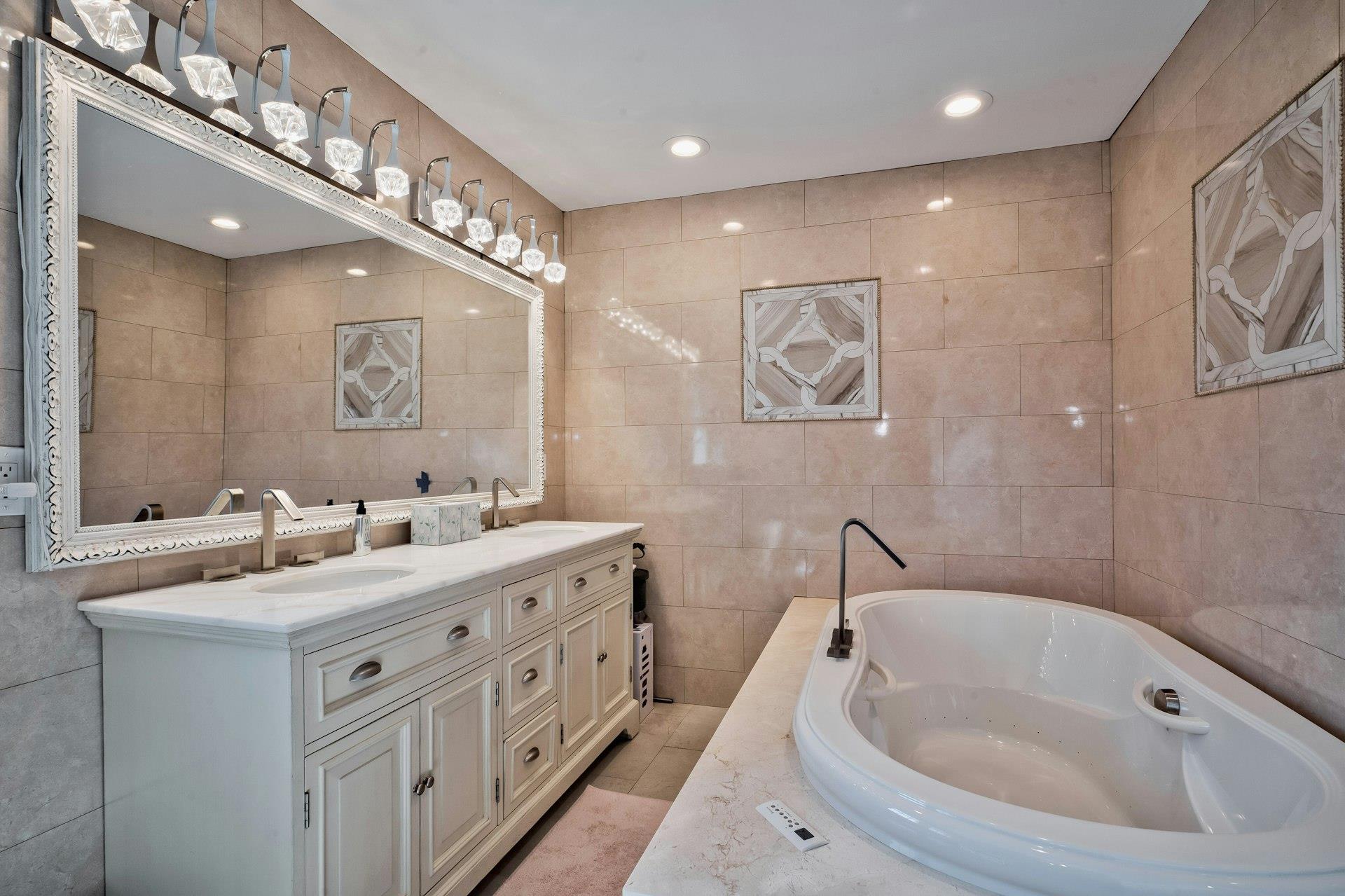 31 Burke Avenue, Jericho, New York image 22