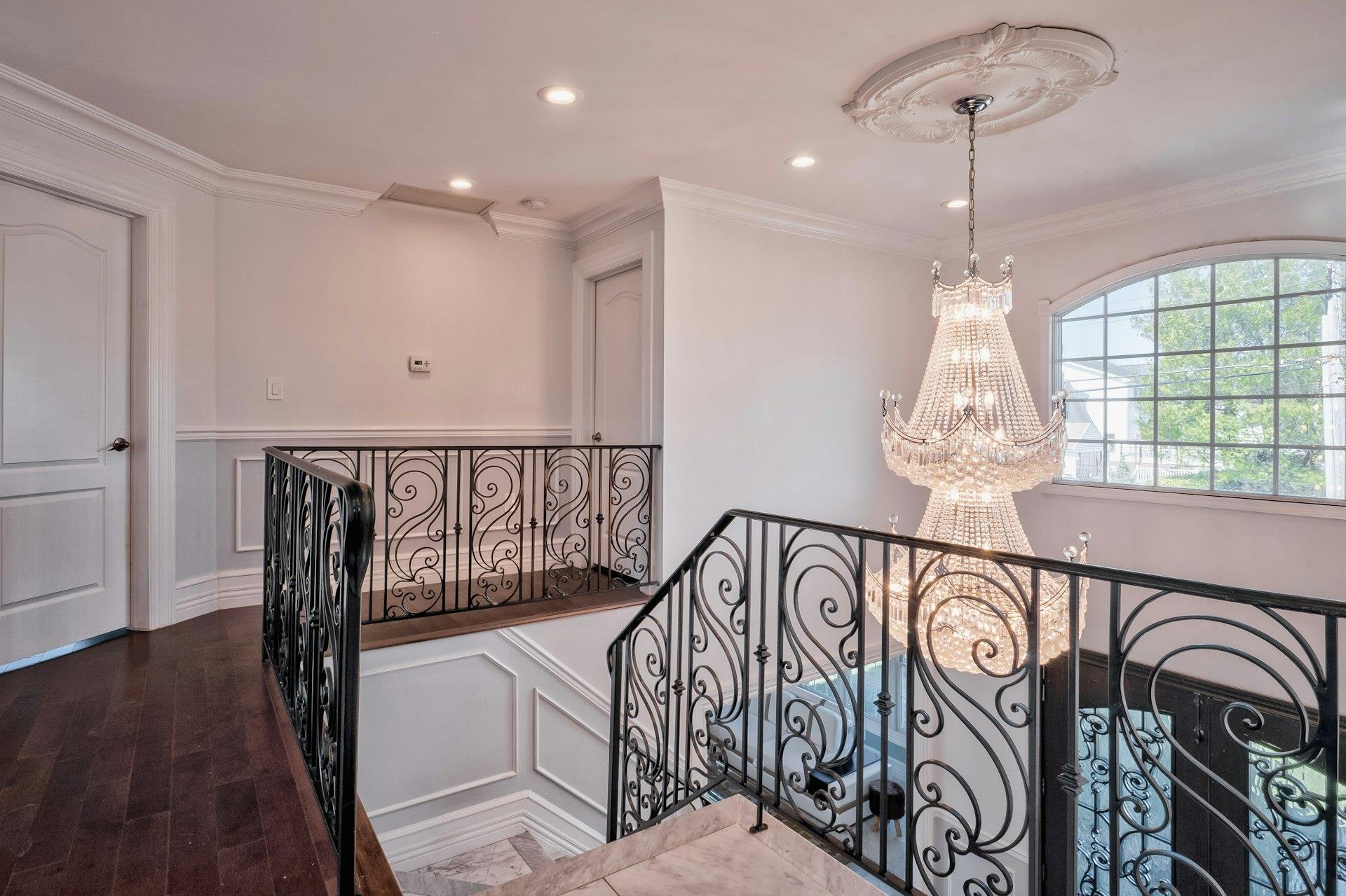 31 Burke Avenue, Jericho, New York image 20