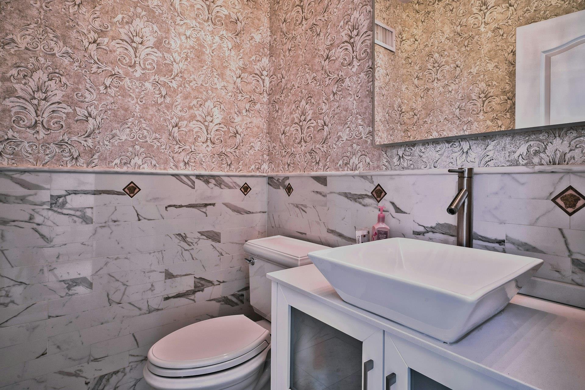 31 Burke Avenue, Jericho, New York image 15