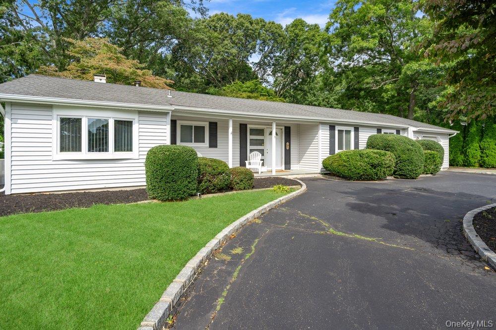 Photo of 24 Blackfoot Trail, Shoreham, NY 11786 (MLS # 1049337)