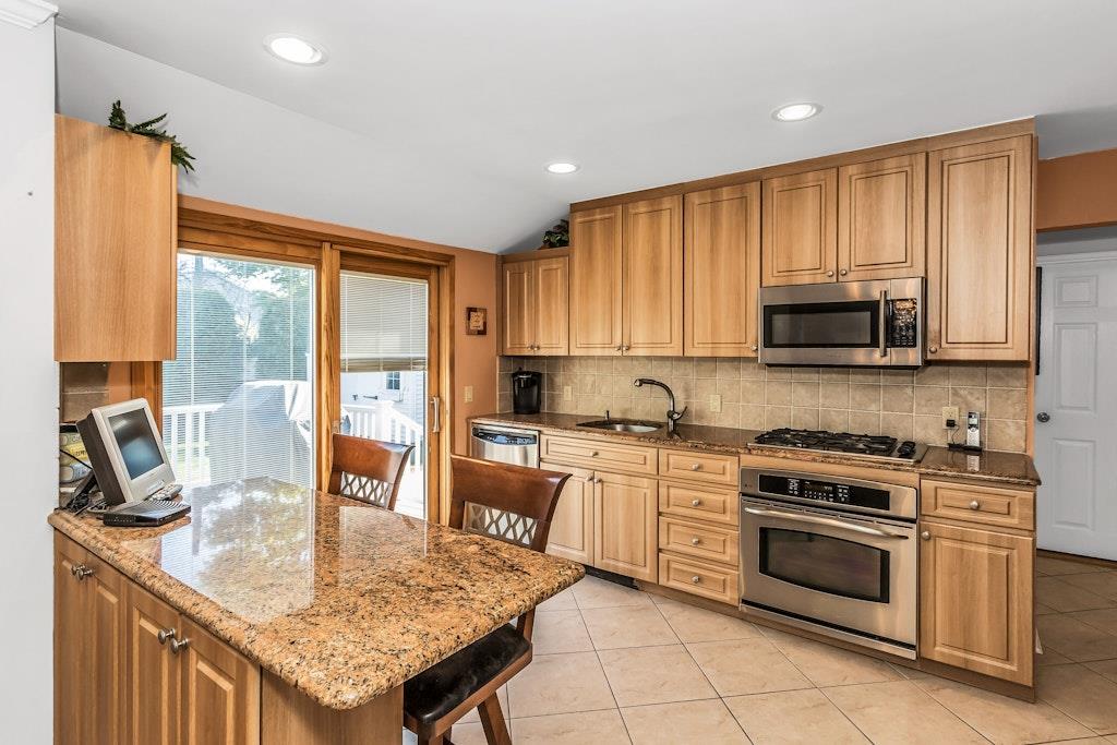 20 Doone Drive, Syosset, New York image 13