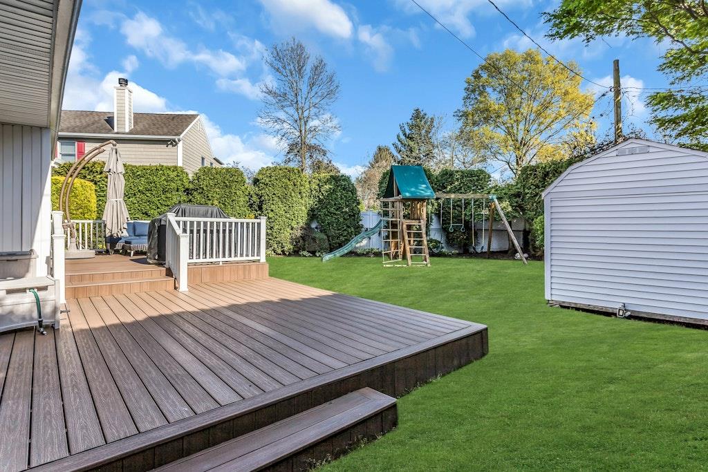 20 Doone Drive, Syosset, New York image 27