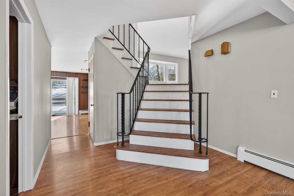 Photo of 32 Amy Todt Drive, Monroe, NY 10950 (MLS # 961180)