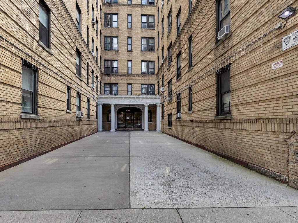 91 E 208th Street #3K, Bronx, New York image 10