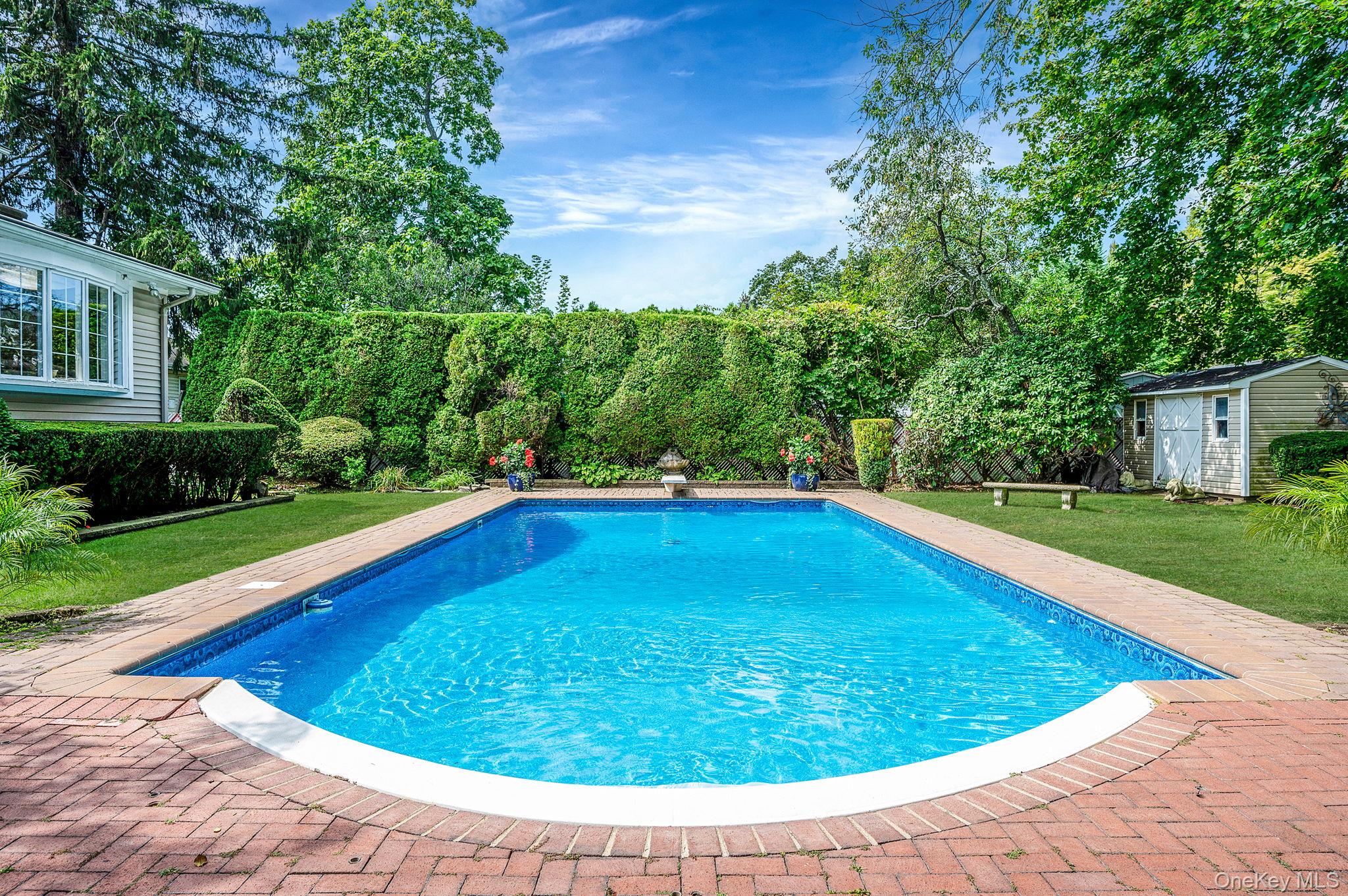 122 Southern Parkway