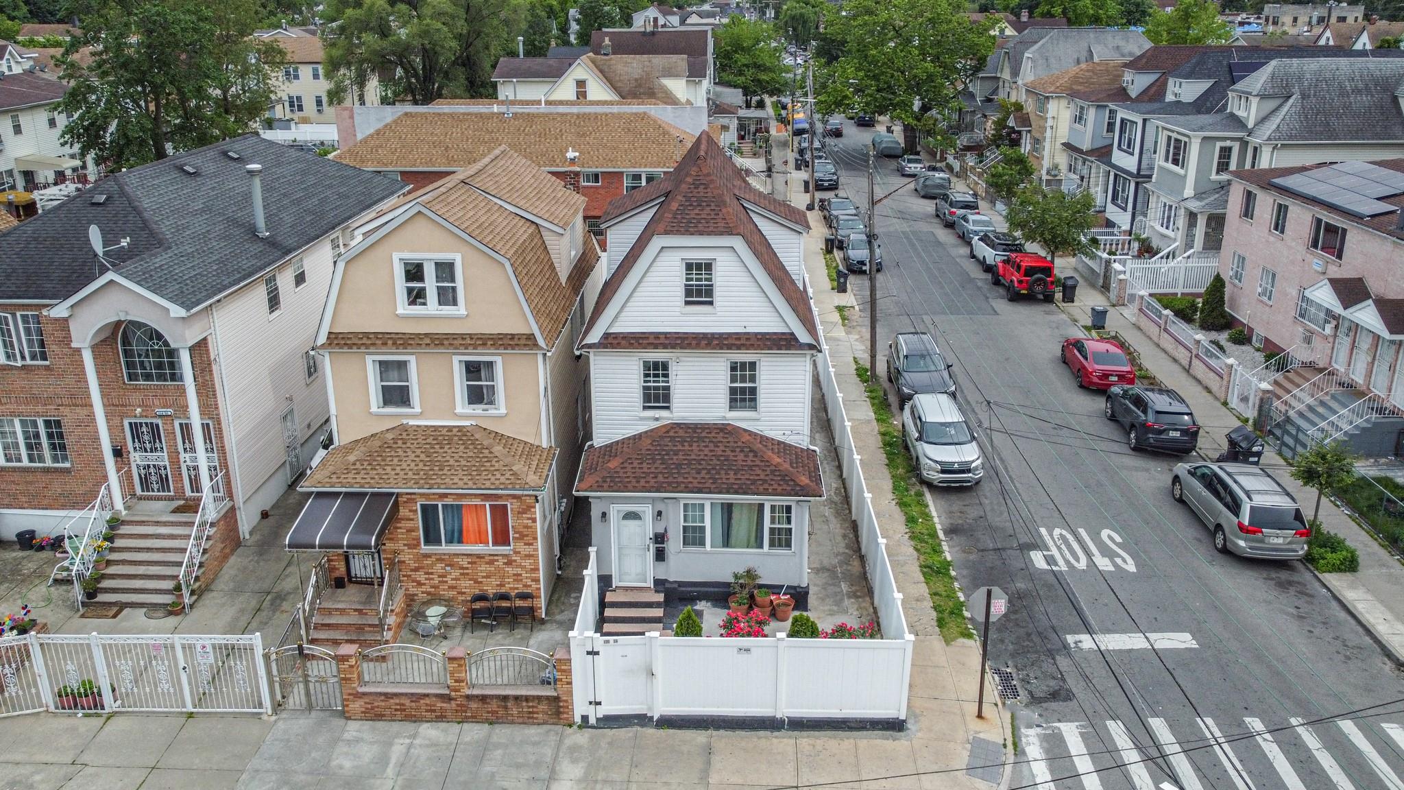 107th Avenue Ave, Jamaica, Queens, NY - 5 Bedrooms  
4 Bathrooms - 