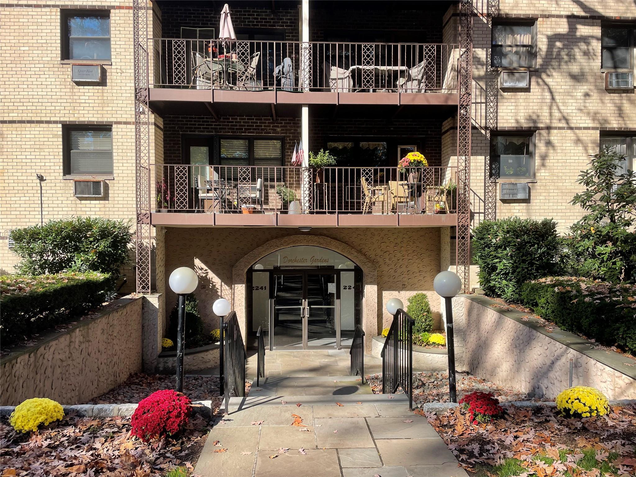 2241 Palmer Avenue #2C, New Rochelle, New York image 2
