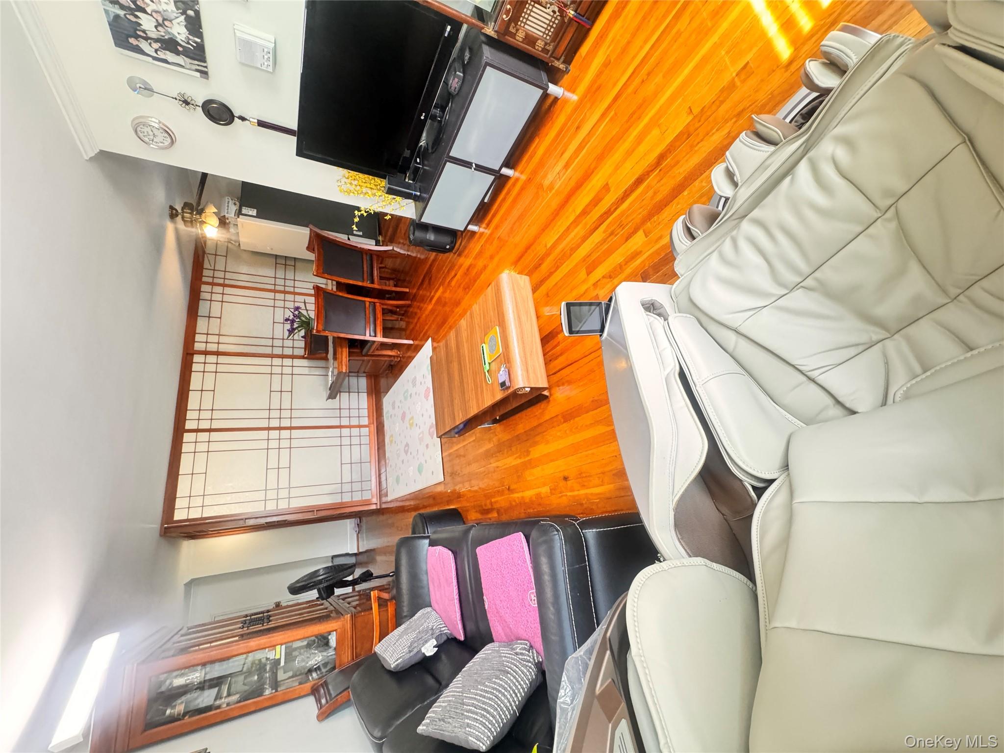 30-11 Parsons Boulevard 3P