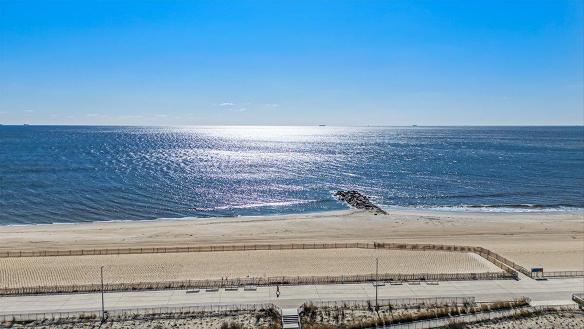 110 Beach Way