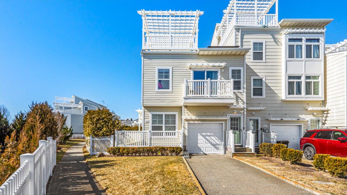 Beach Way, Arverne, Queens, NY -  - 