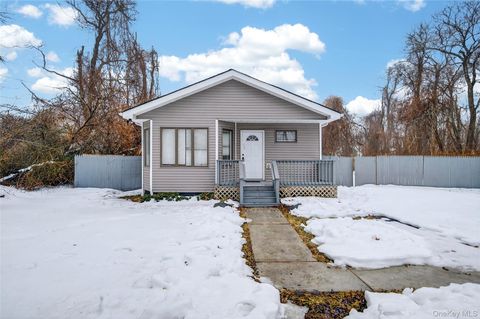 Photo of 62 Orchid Drive, Mastic Beach, NY 11951 (MLS # 963270)