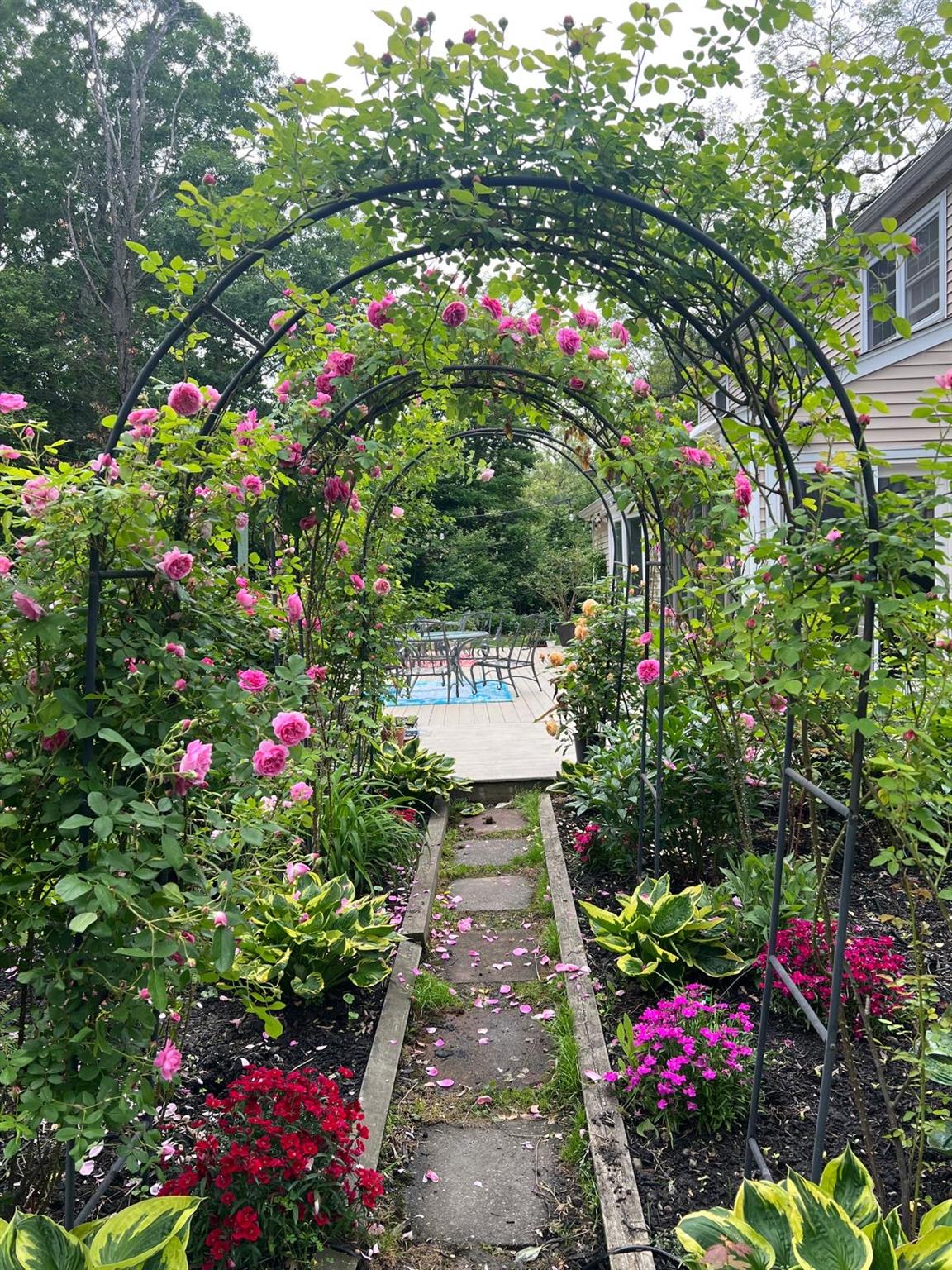 25 Rustic Gate Lane, Dix Hills, New York image 48