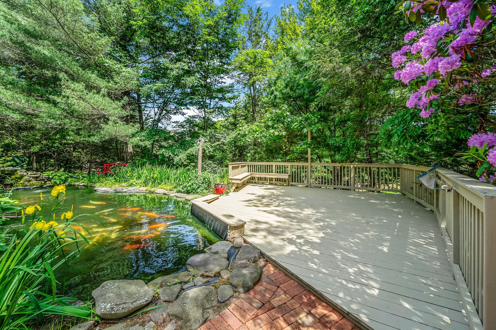 25 Rustic Gate Lane, Dix Hills, New York image 4