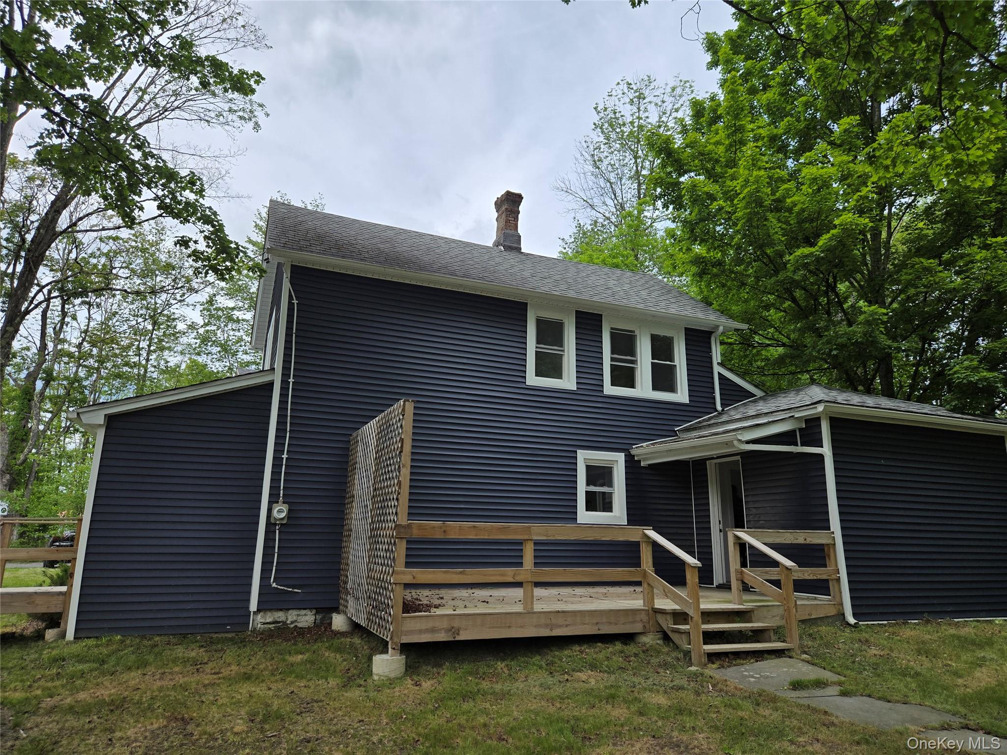 11 Spring Glen Road