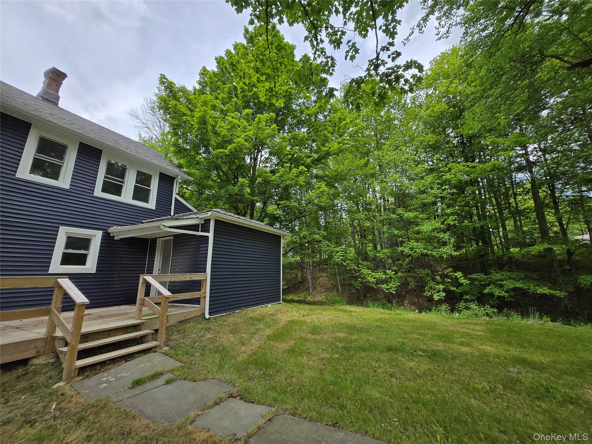 11 Spring Glen Road