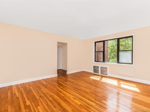 Homes For Sale - 6485 Broadway #5B<br/> Bronx, NY 10471