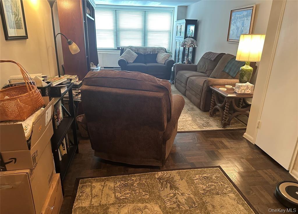 1835 Corporal Kennedy Street 1F