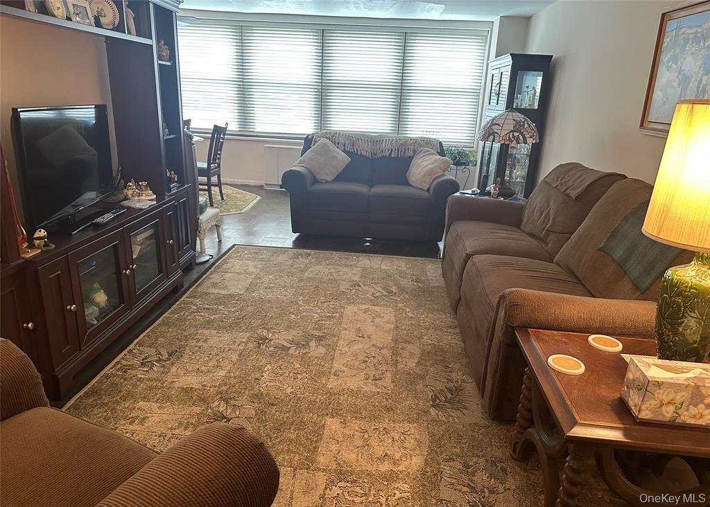 1835 Corporal Kennedy Street 1F